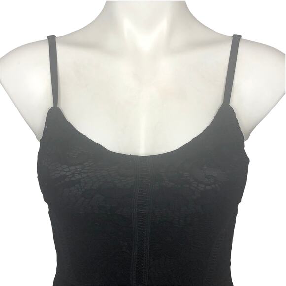 MiaoMiao Black Lace Overlay Pencil Dress - Size Medium - Picture 3 of 12